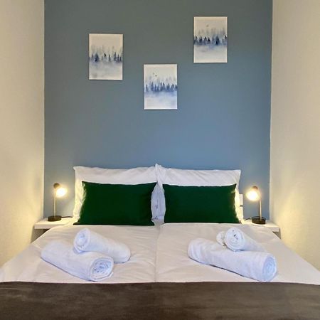 Modernes Apartment In City-Naehe เฟลนส์บวร์ก ภายนอก รูปภาพ