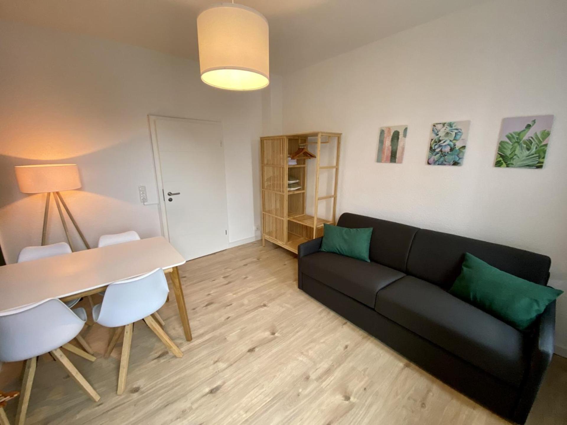 Modernes Apartment In City-Naehe เฟลนส์บวร์ก ภายนอก รูปภาพ