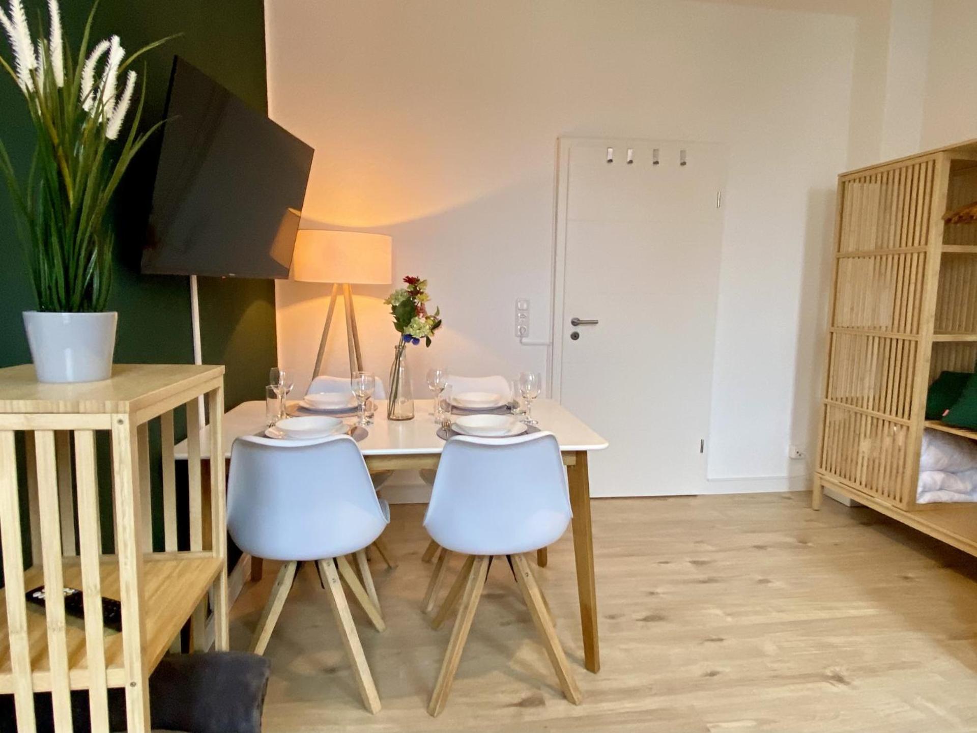 Modernes Apartment In City-Naehe เฟลนส์บวร์ก ภายนอก รูปภาพ